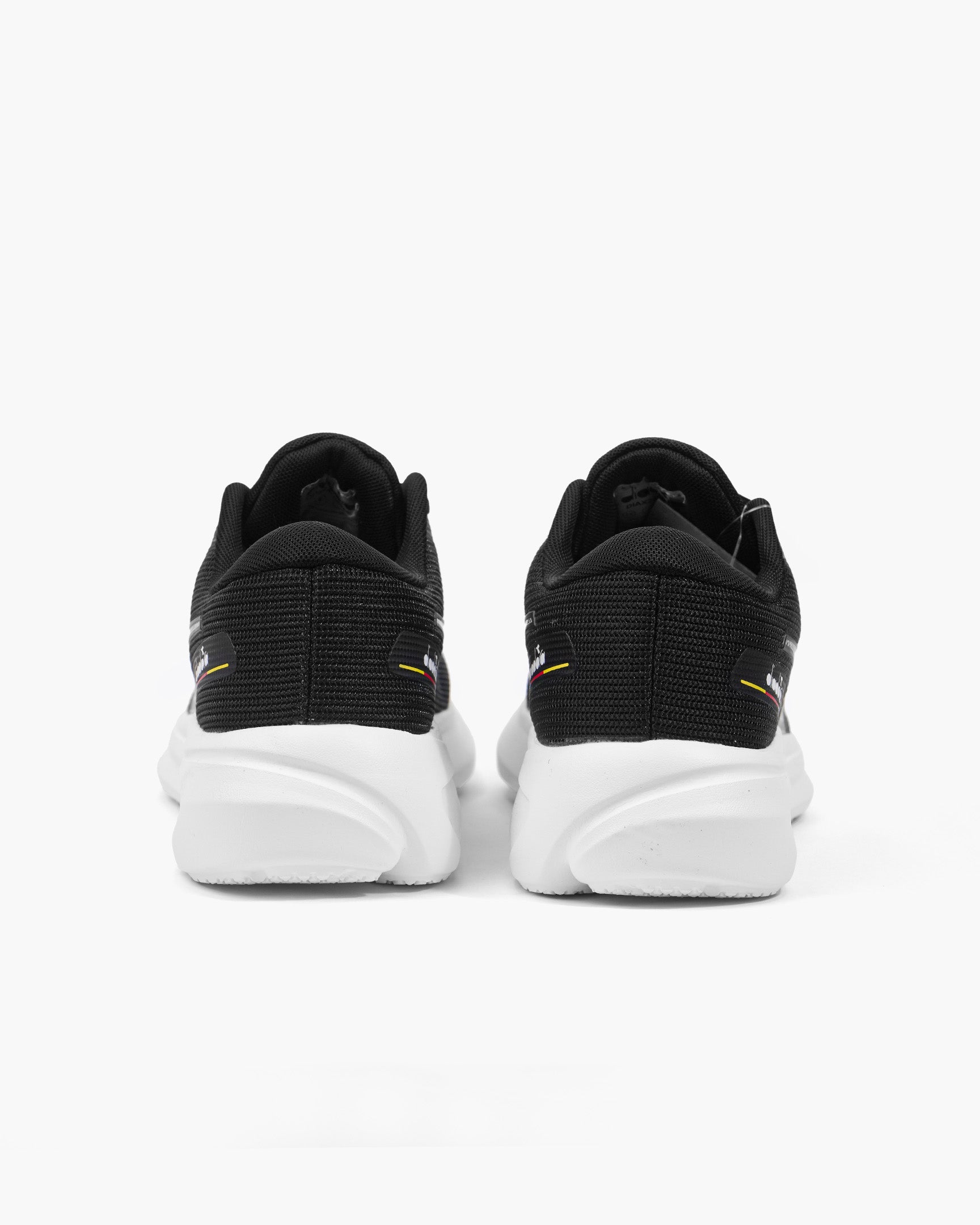Giày Chạy Bộ Nam DIADORA Massimo Chính Hãng Thiết Kế Thoáng Khí Đế Phylon Êm Ái
